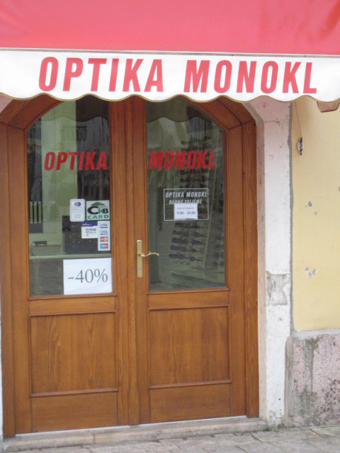 Monsieur Hulot's nephew's optician shop awning Opitika Monokl