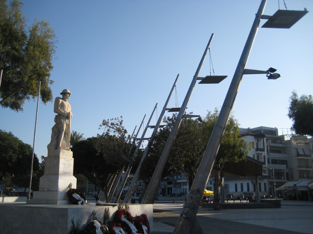 War Memorial Statue, WW 1 Soldier