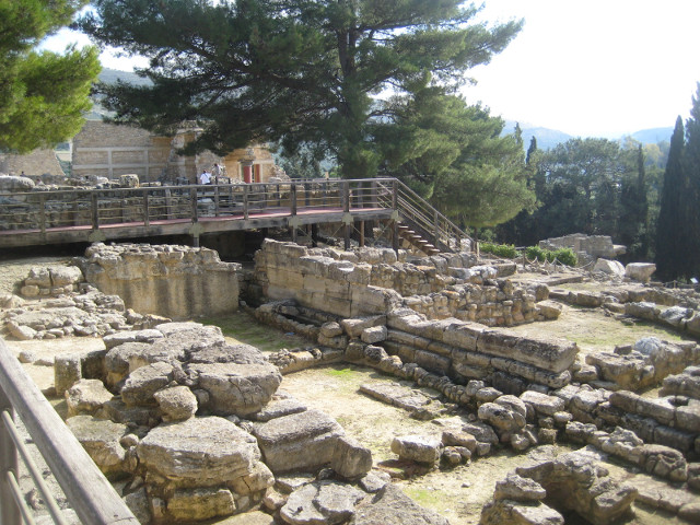 Bottom of the Top Level complex group of ruined wall-bottoms
