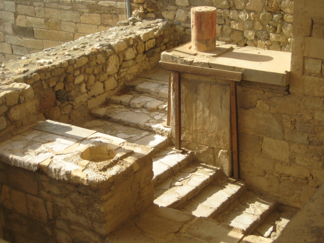 strairs turn in outdoor staircase